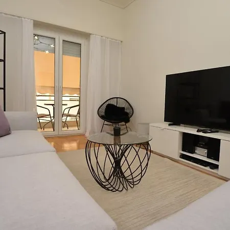 Zen Oasis Apartment-2